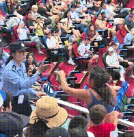 U8体育-橄榄球赛场再起风云：皖江青龙队险胜云贵火狐队，赛场气氛火爆精神属性拉满的简单介绍